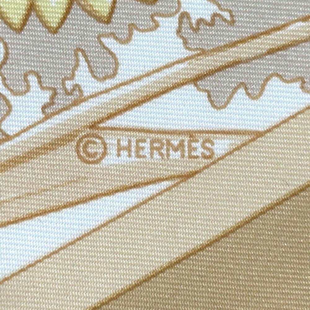 HERMES Cream Silk Scarf - Picture 4 of 8